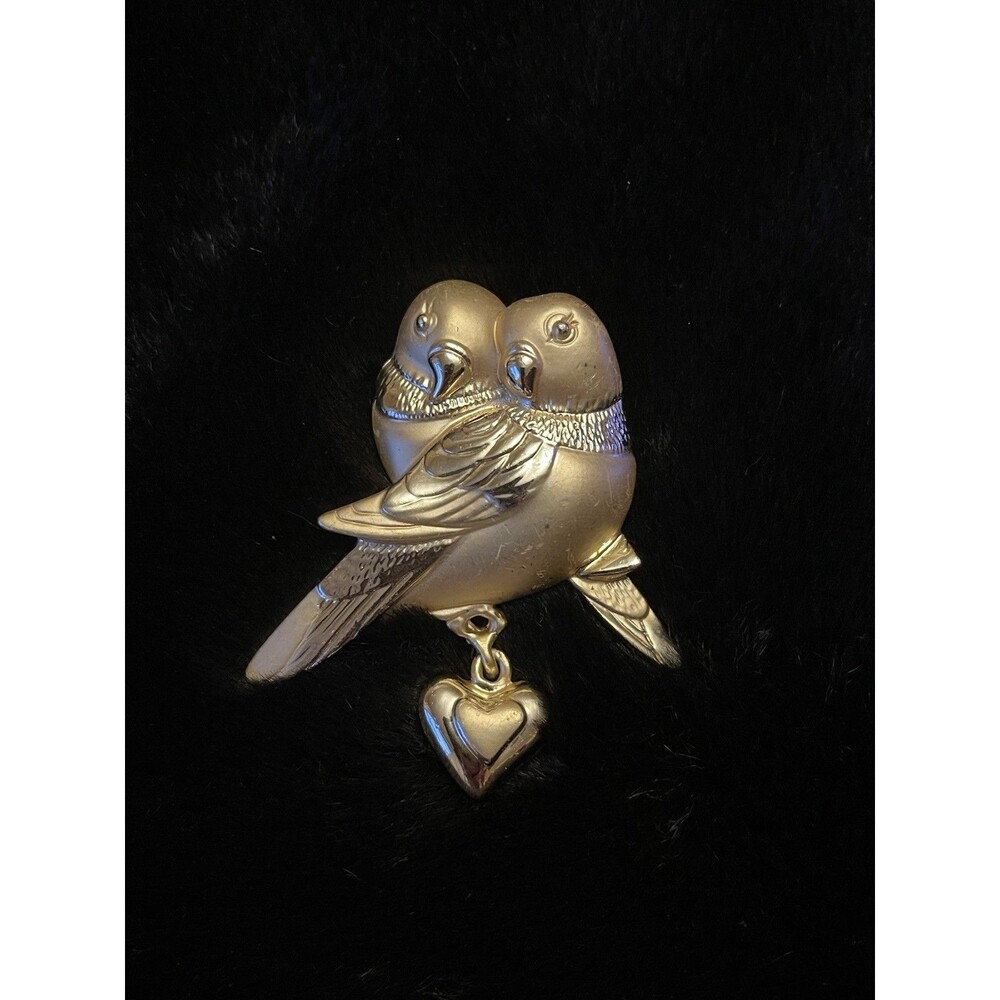 Vintage A.J. Gold Tone LOVE BIRDS with Dangle Heart Brooch Pin